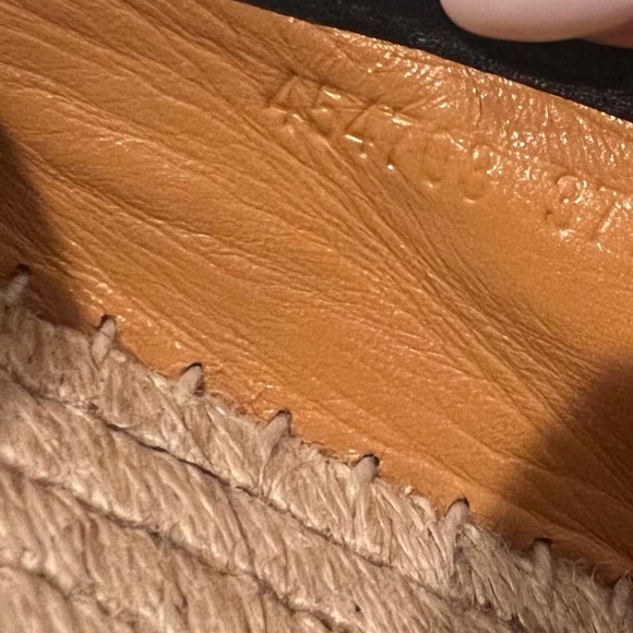 7.5 snug fit lightly used 8 times. Leather not stretched. Purchased Gucci store. - Picture 4 of 7